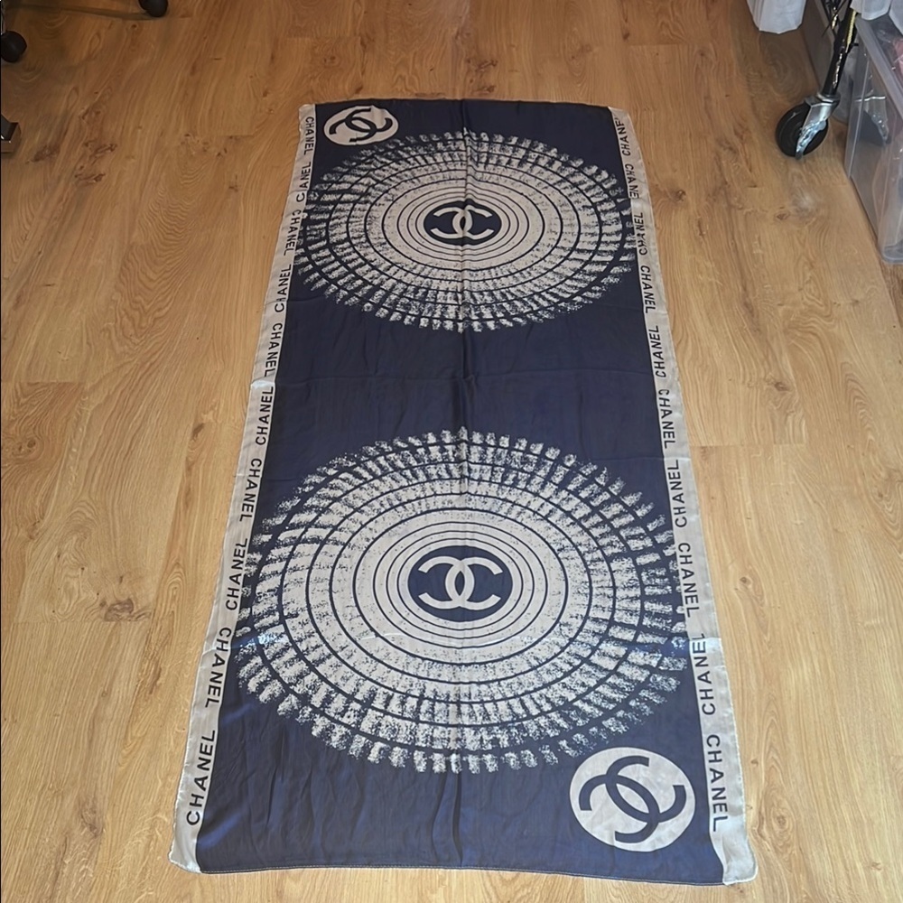 72” x 27” Chanel Lightweight Silk Scarf Shawl Navy Cream
